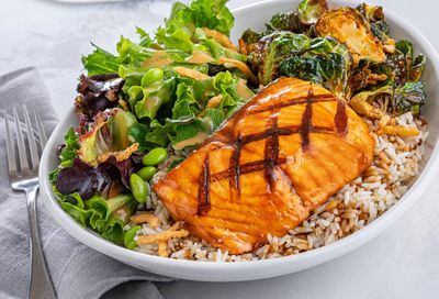 New Sesame-Soy Salmon Bowl Arrives at Red Lobster