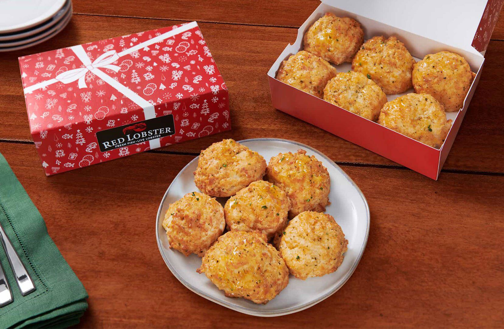 Half Dozen Cheddar Bay Biscuits in Festive Boxes Now Available for the Holidays at Red Lobster Half Dozen Cheddar Bay Biscuits in Festive Boxes Now Available for the Holidays at Red Lobster