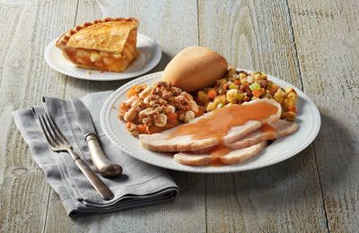 Boston Market is Open Thanksgiving Day with a Host of Festive Specials