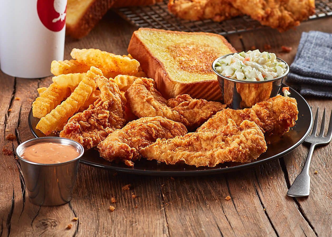 New 4, 5, or 6 Piece Chicken Finger Plates Featured at Zaxby's for a Limited Time