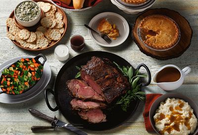 Boston Market Offers New Prime Rib Meals to Feed Groups of 4 to 12 from Now Through to New Year's Eve