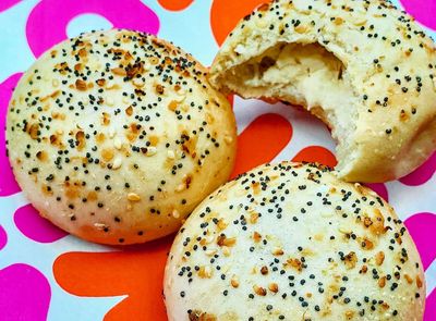 Dunkin' Donuts Brings Back Popular Stuffed Bagel Minis 