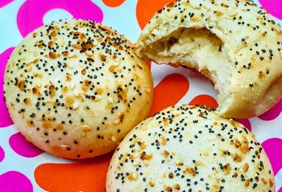 Dunkin' Donuts Brings Back Popular Stuffed Bagel Minis 