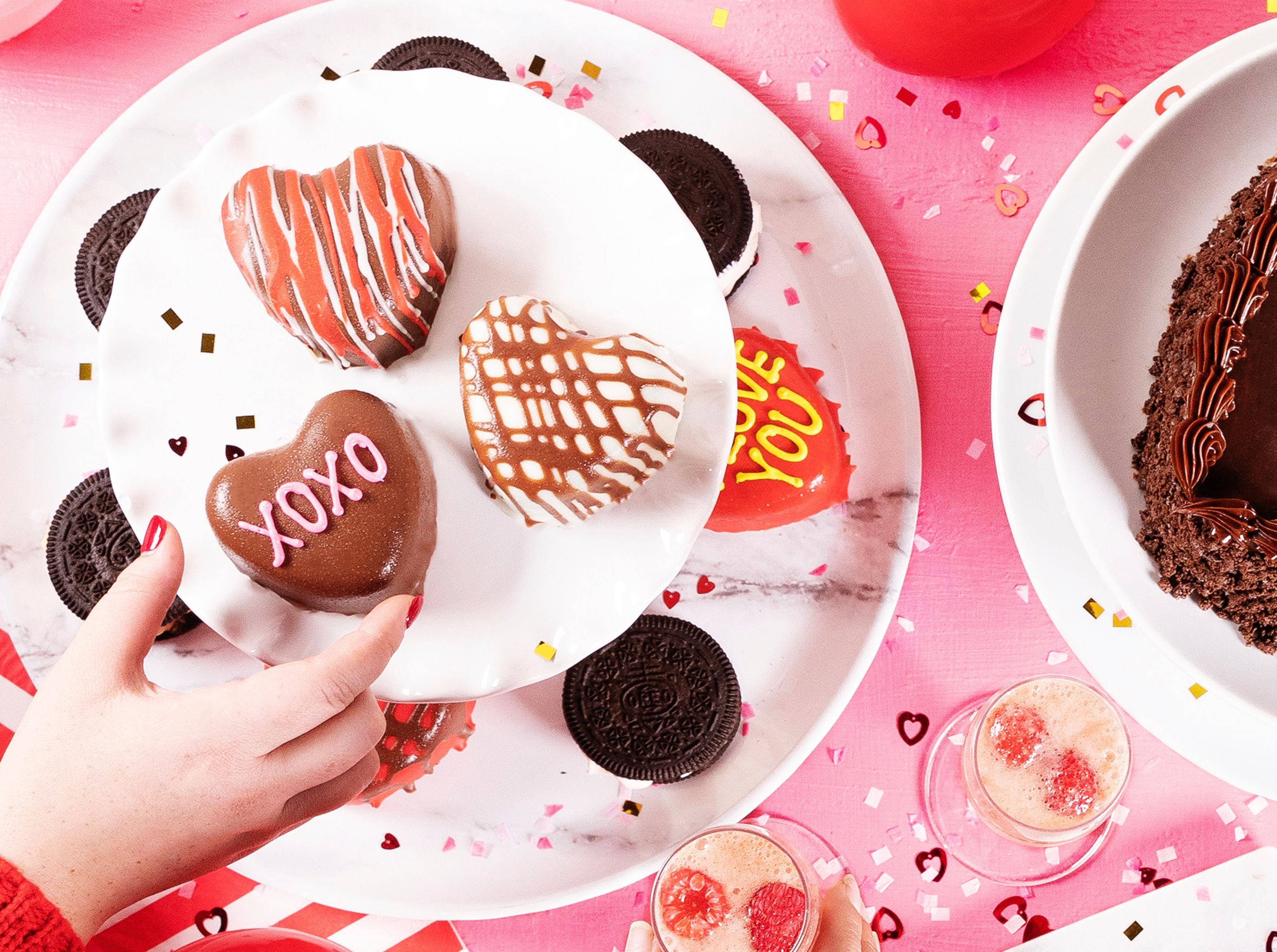 Ice Cream Filled Lil' Hearts Return to Carvel for a Limited Time Only Ice Cream Filled Lil' Hearts Return to Carvel for a Limited Time Only