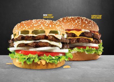 New Fiery Super Star Burger with Double the Cheese and Beef Lands at Hardee's for a Limited Time 