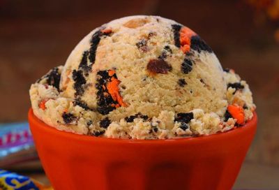 Popular Trick Oreo Treat Ice Cream Returns as October’s Flavor of the Month at Baskin-Robbins