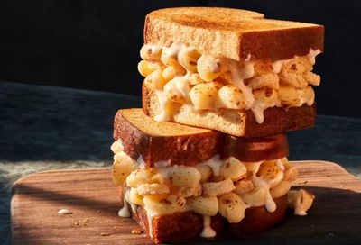 The New Creamy and Crispy Mac & Cheese Sandwich Debuts at Panera Bread