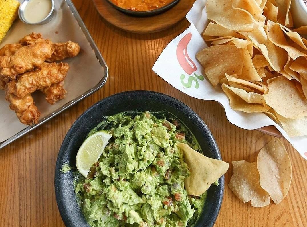 3 Days Only: My Chili's Rewards Members Can Claim a Free Chips & Queso or Guac Reward with Entree Purchase this Weekend 3 Days Only: My Chili's Rewards Members Can Claim a Free Chips & Queso or Guac Reward with Entree Purchase this Weekend