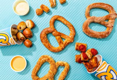 Enjoy Free Delivery at Auntie Anne’s Pretzels on $12+ Online or In-app Orders Through to December 25