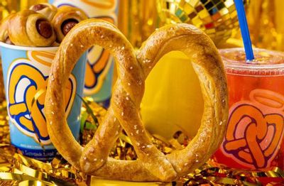 Auntie Anne’s Pretzels Introduces Pretzel Mania to Pretzel Perks Members this Month