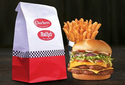 Claim a $0 Delivery Fee on $15+ In-app and Online Orders at Checkers and Rally’s Through to June 19