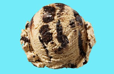 Baskin-Robbins Dishes Up Decadent and Creamy Oreo ‘n Cold Brew Ice Cream