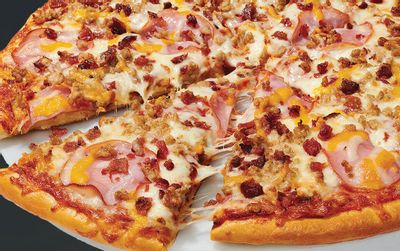 The Hog Heaven Pizza Lands at Papa Murphy’s for a Limited Time