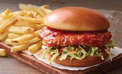 The New Sweet & Spicy Crispy Chicken Sandwich Arrives at Applebee’s