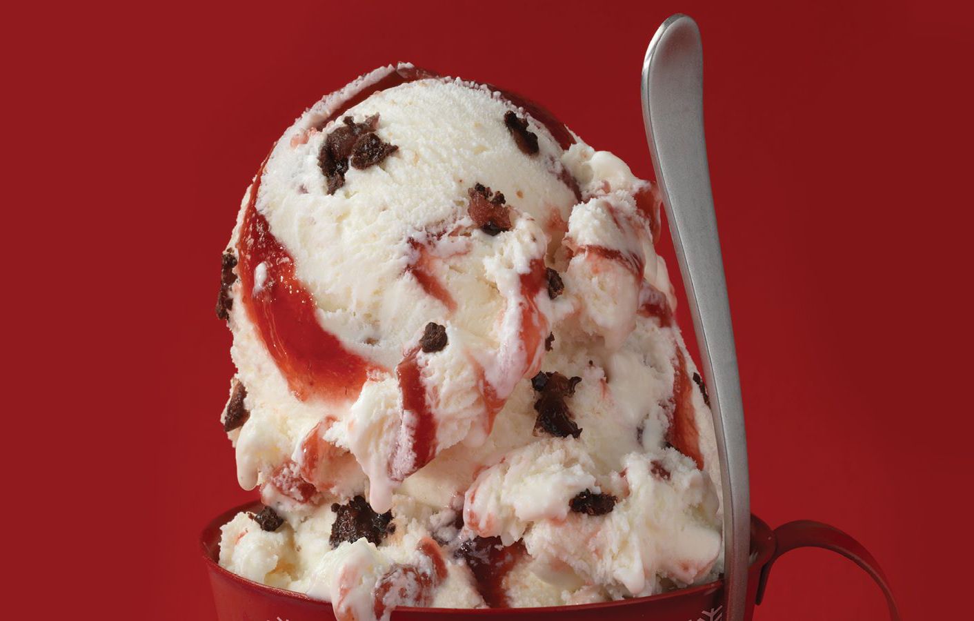 BaskinRobbins Brings Back their Iconic Winter White Chocolate Ice Cream