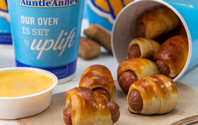 Free Samples Return with Sampling Saturdays this August and September at Auntie Anne's Pretzels