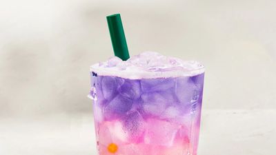 Starbucks: New Tropical Butterfly Lemonade Refresher