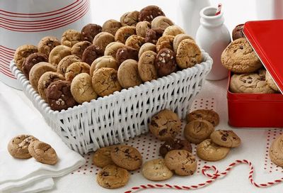 Mrs. Fields: Cookie Gifts & Treats Under $50