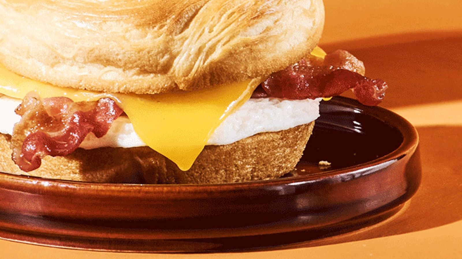 Starbucks: Double-Smoked Bacon, Cheddar & Egg Sandwich
